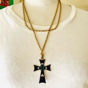 Vintage 1970’s Handcrafted Cross Pendent Necklace.